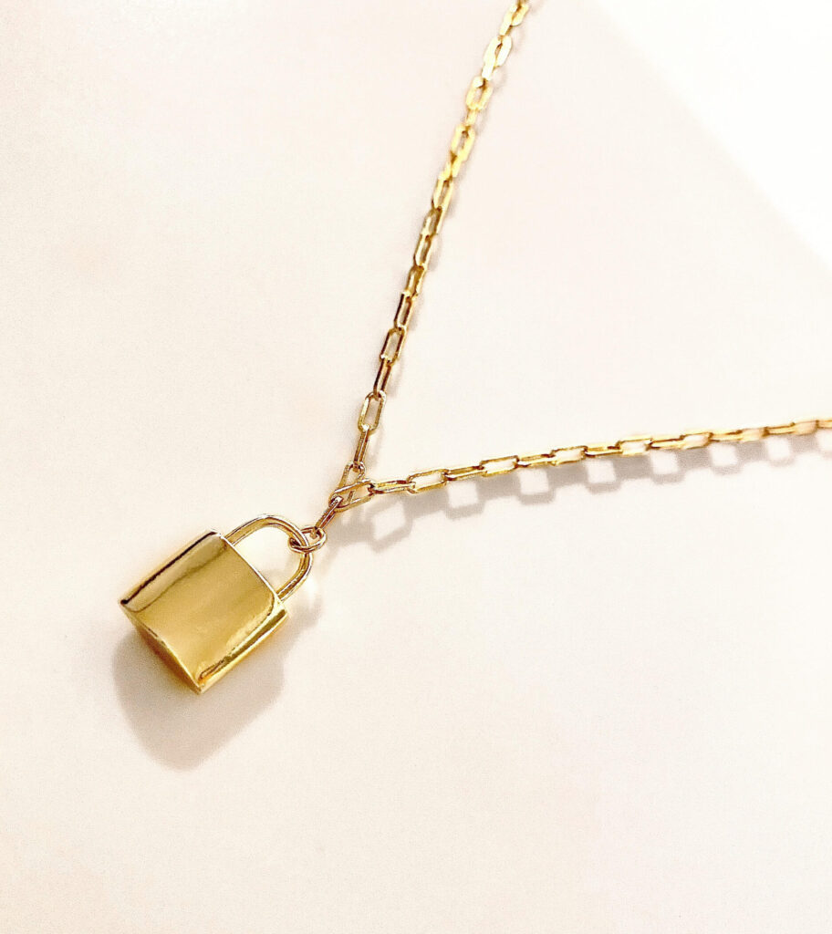 Chained Locker necklace - Maiora Jewelry